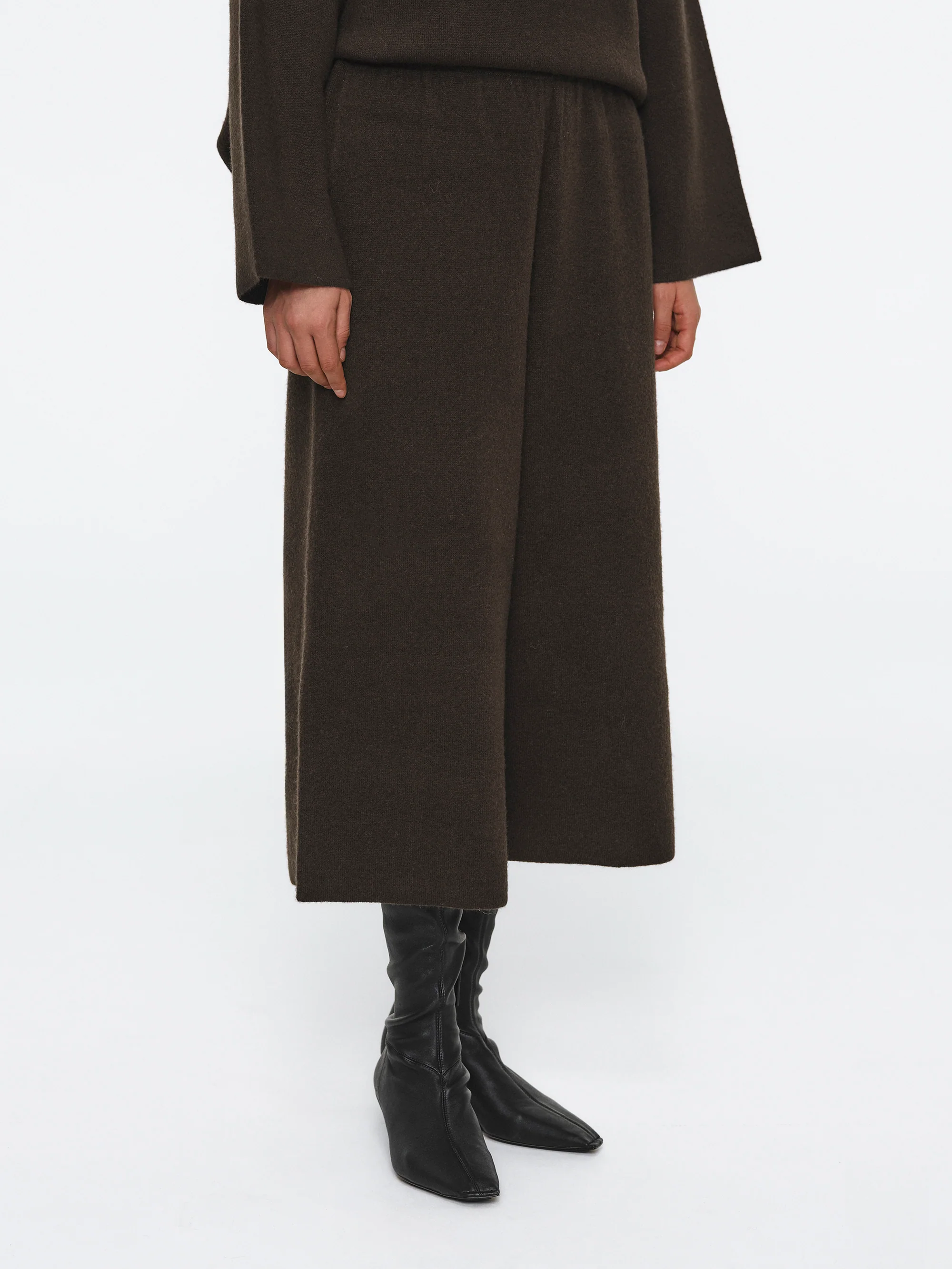 Brushed Wool-Blend Cropped Trousers, Brown - Image 2