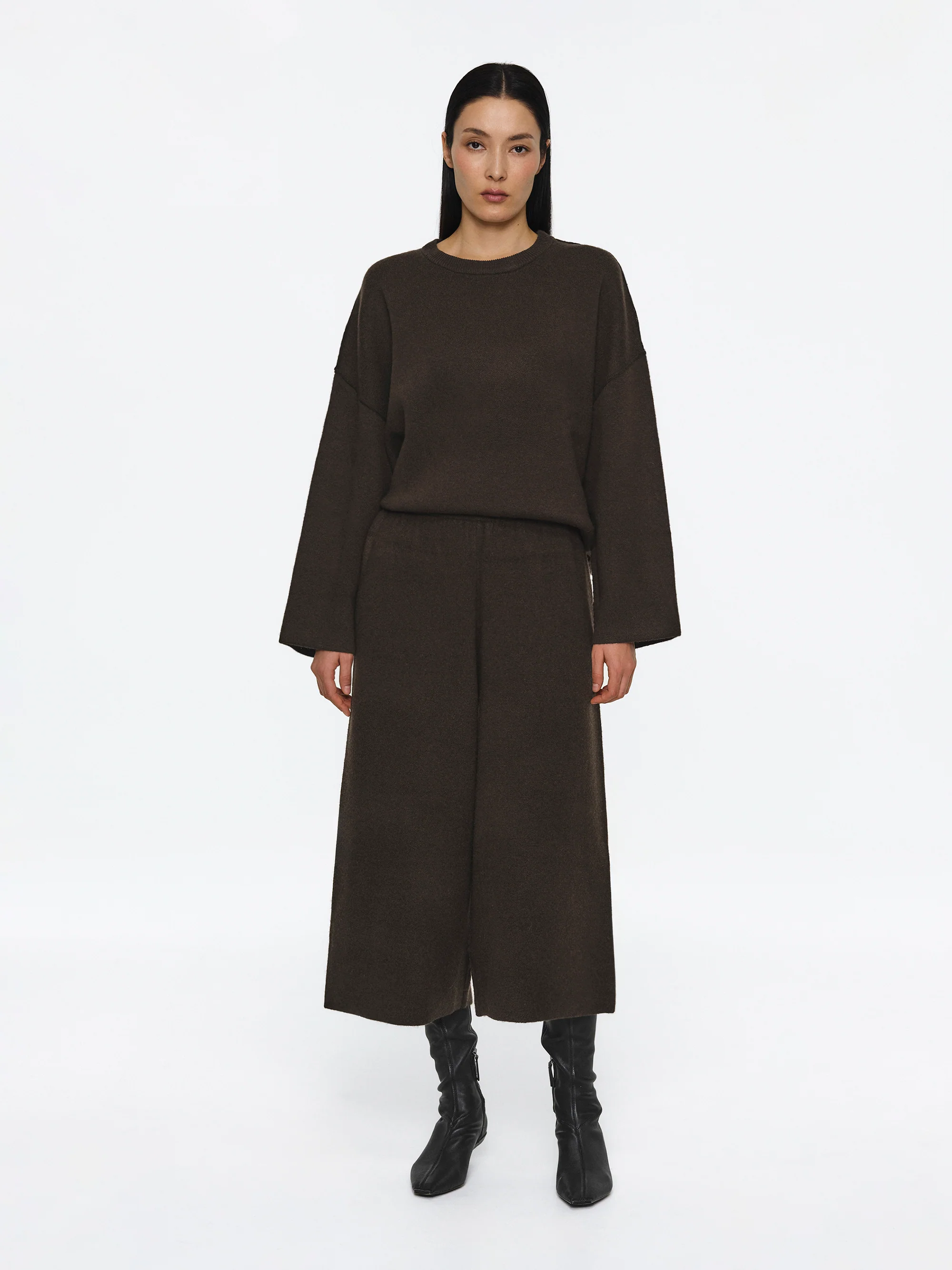 Brushed Wool-Blend Cropped Trousers, Brown - Image 3