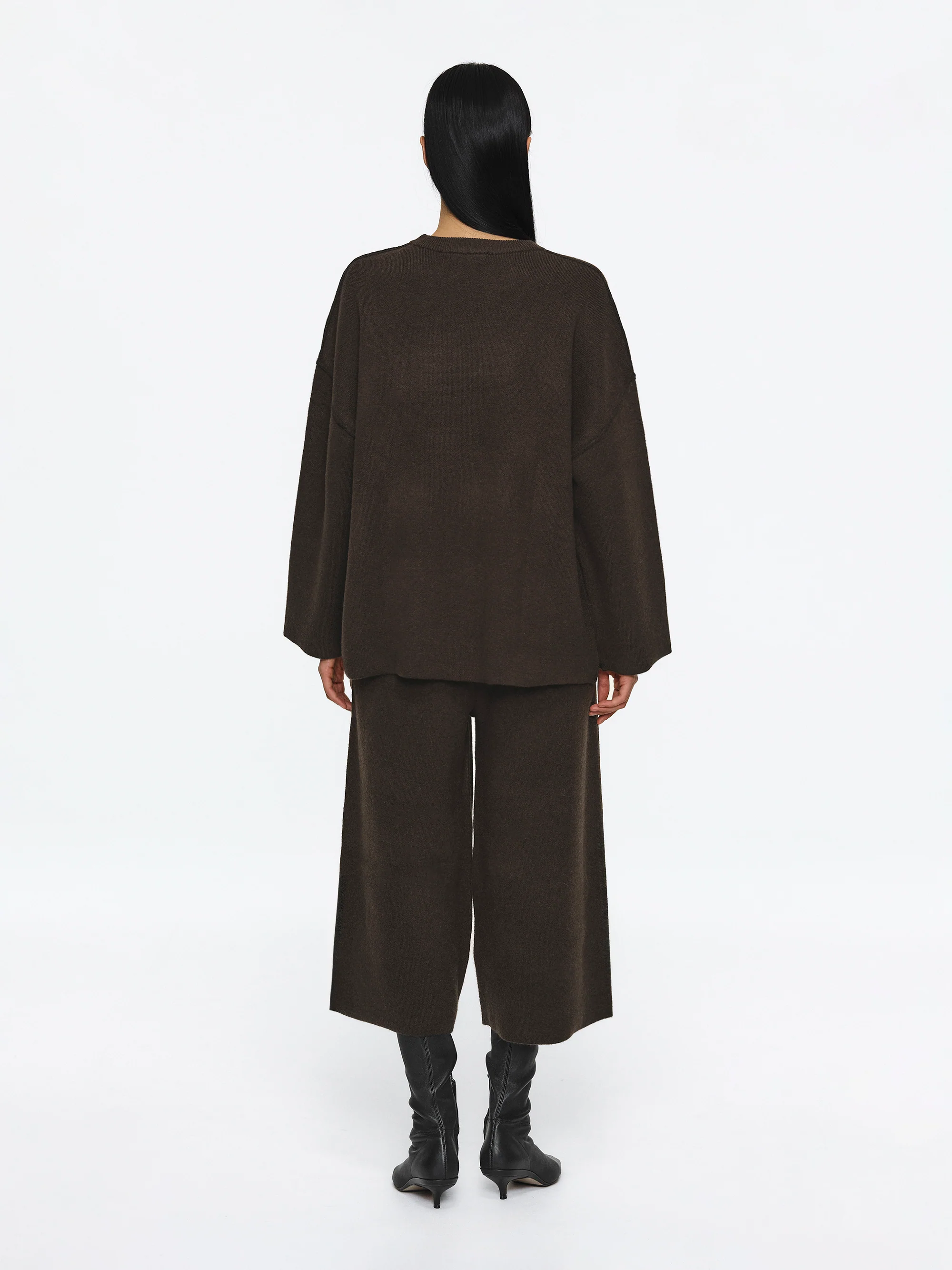 Brushed Wool-Blend Cropped Trousers, Brown - Image 4