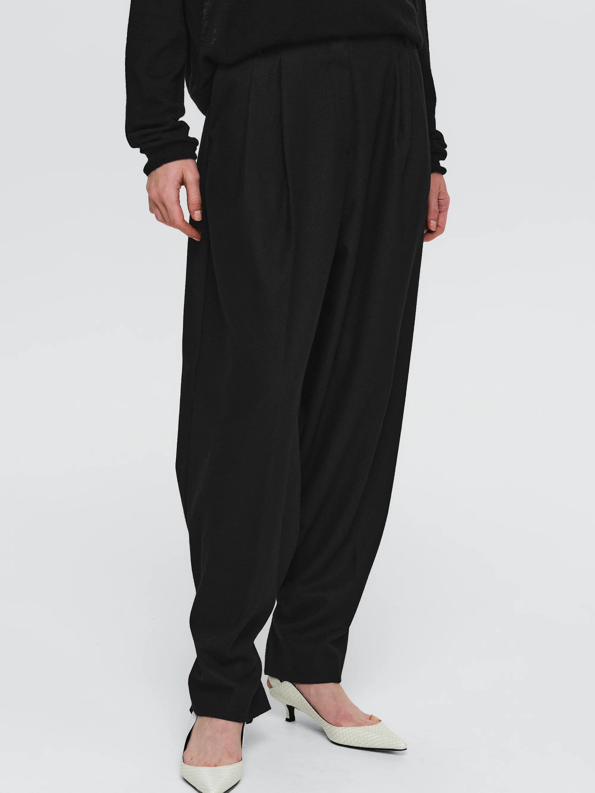 Button Tapered Trousers, Black