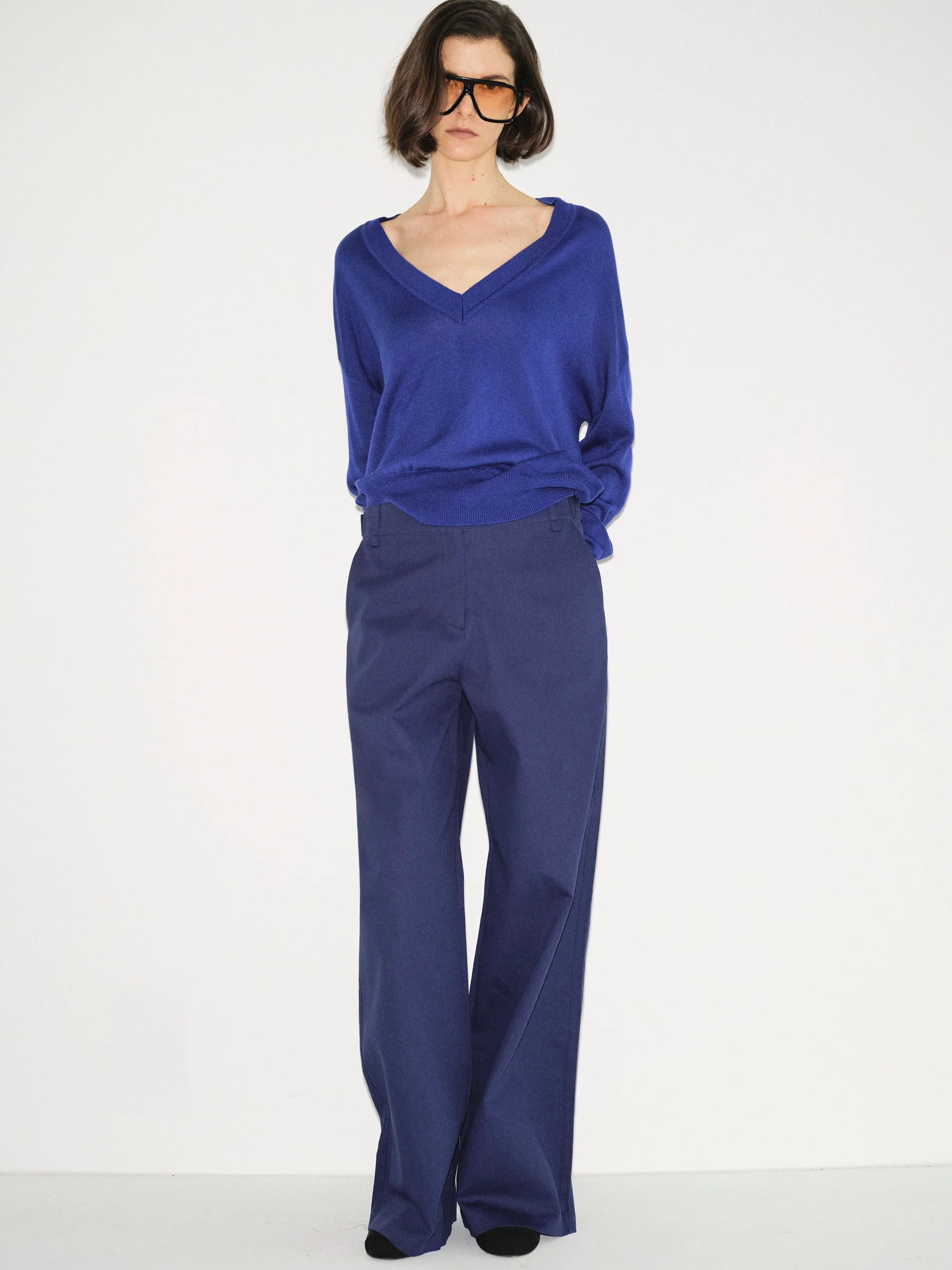 Buttoned Hem Cotton Pants, Navy