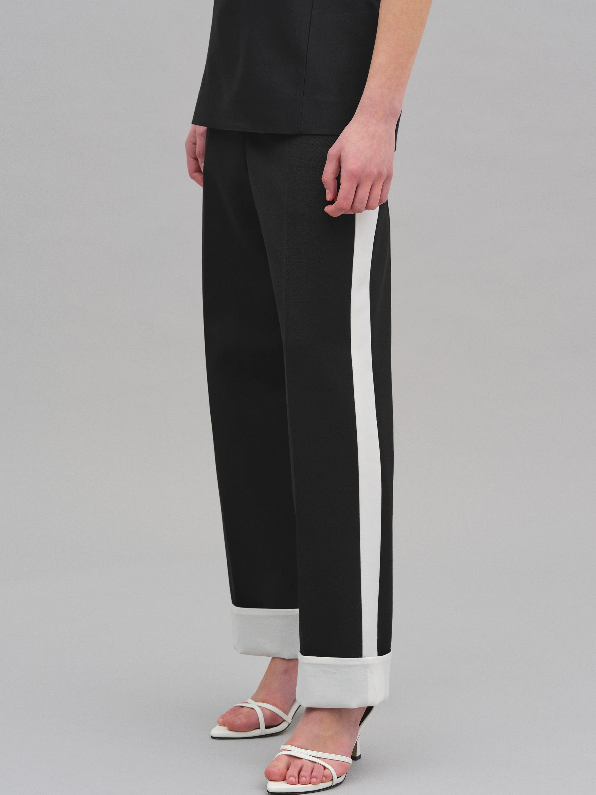 Colorblock Cuffed Trousers, Black - Image 2