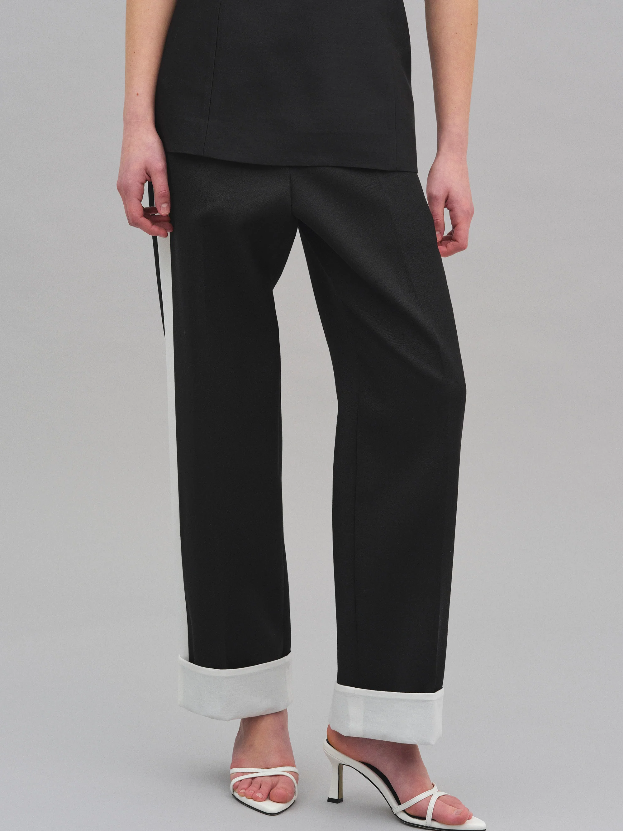 Colorblock Cuffed Trousers, Black - Image 4