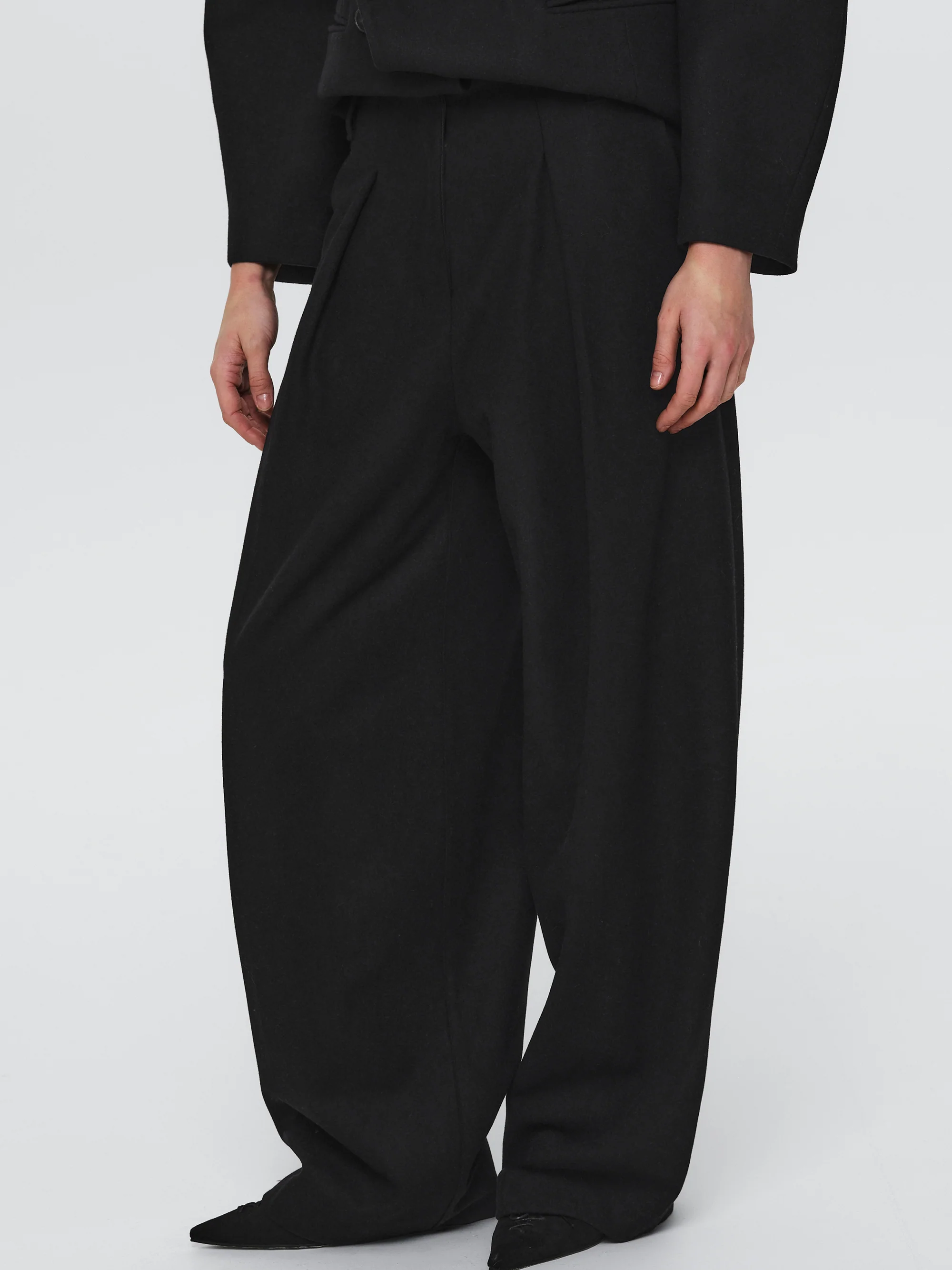 Curved Wool Felt Trousers, Black