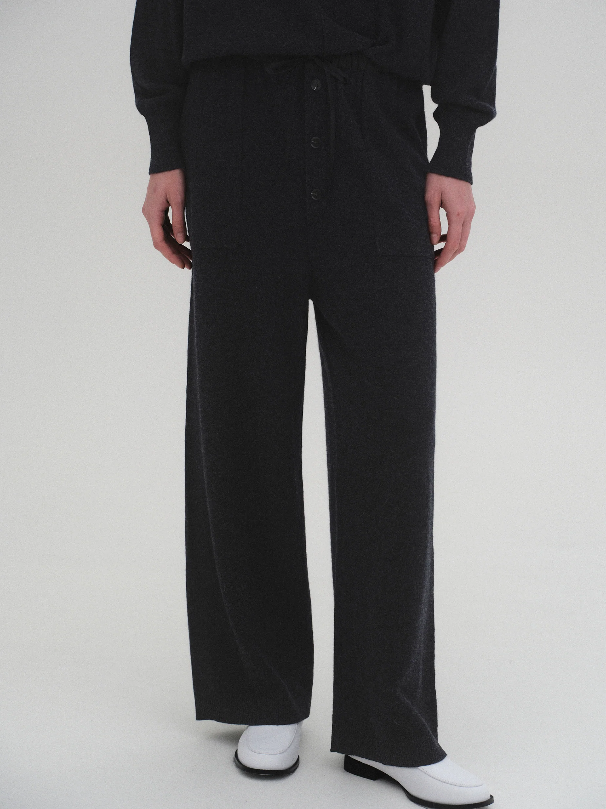 Elastic Waist Wool Pants, Black