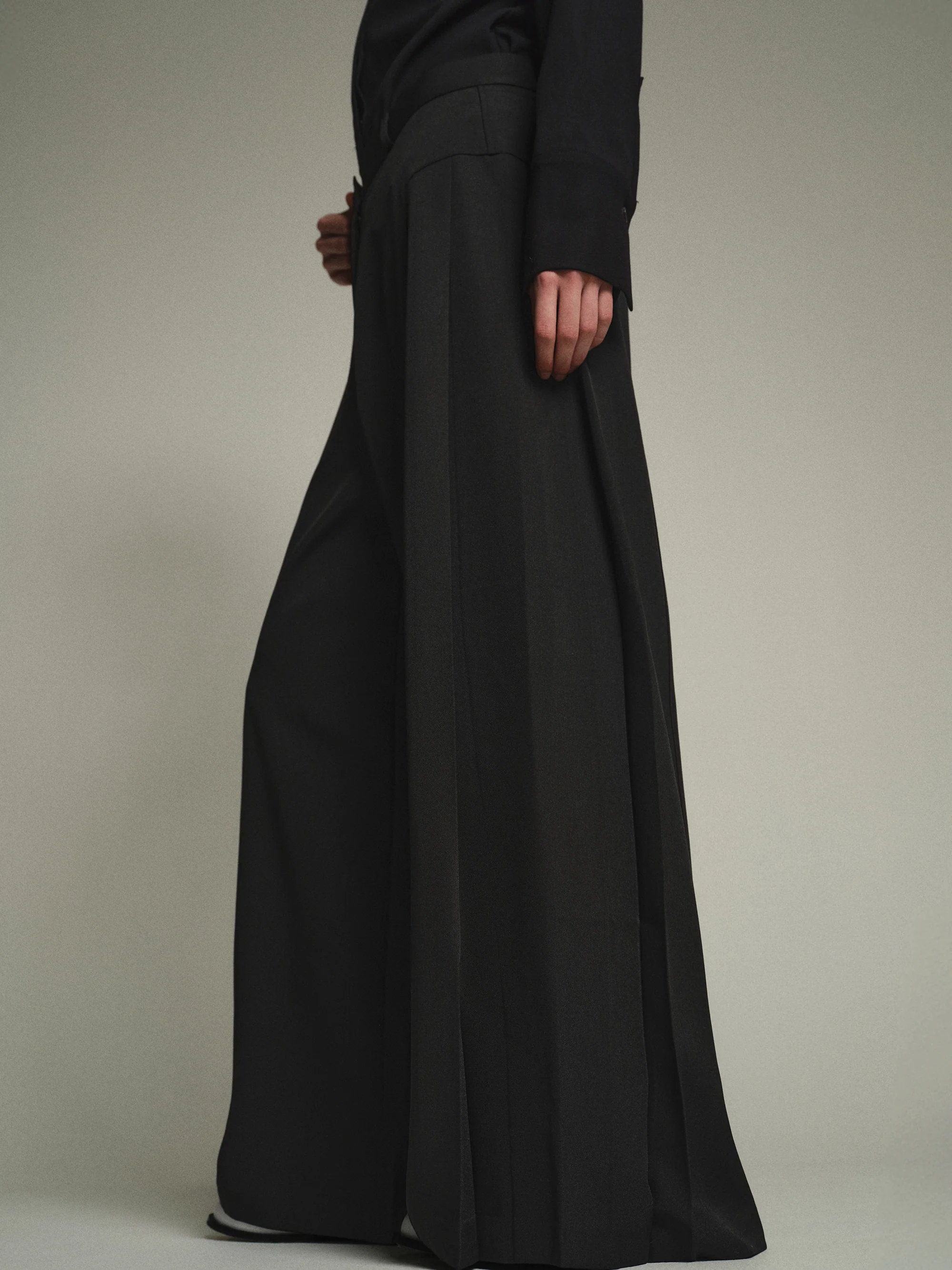 Flowy Wide-Leg Pants, Black