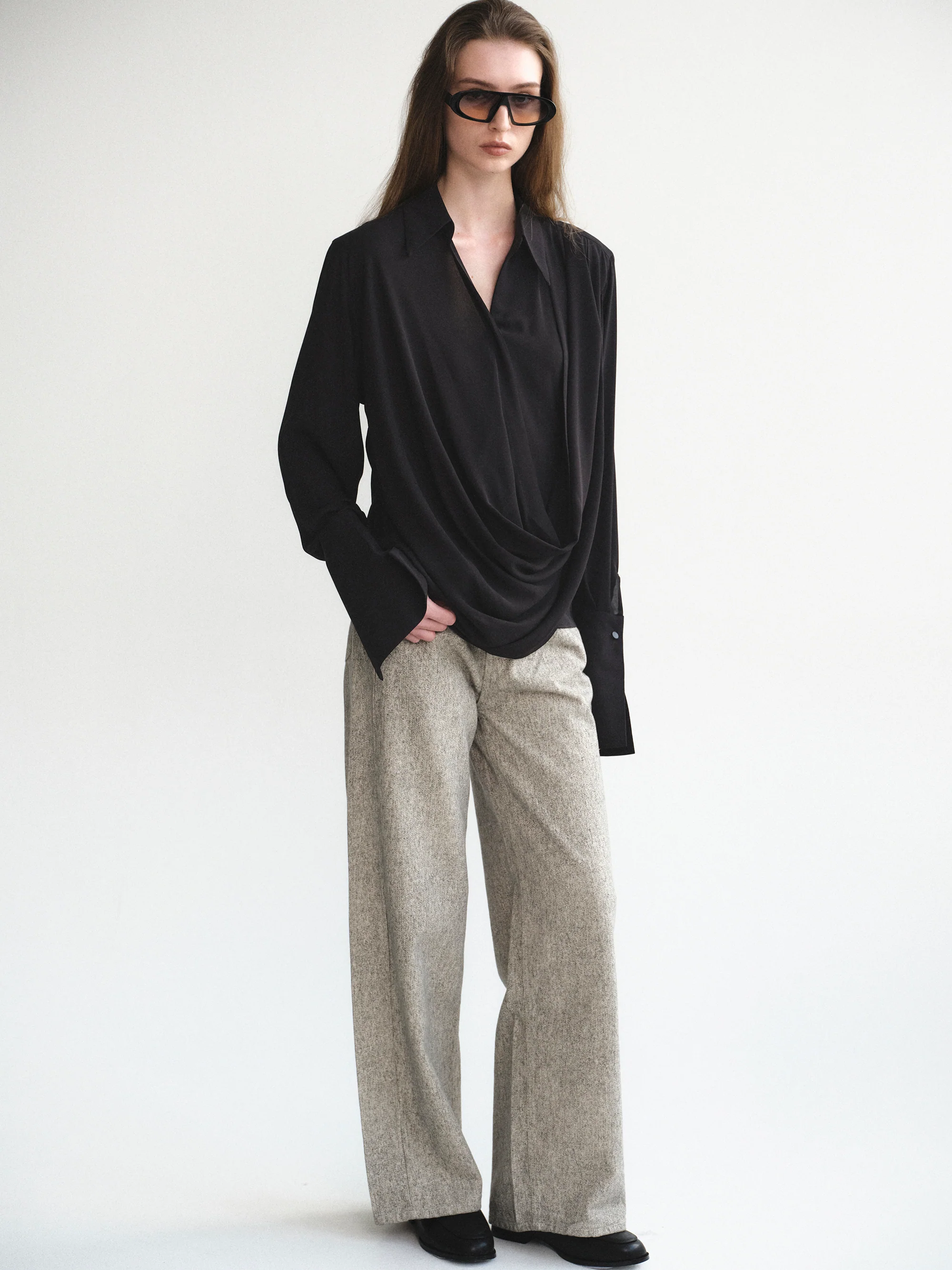 Heathered Loose Jeans, Beige - Image 3