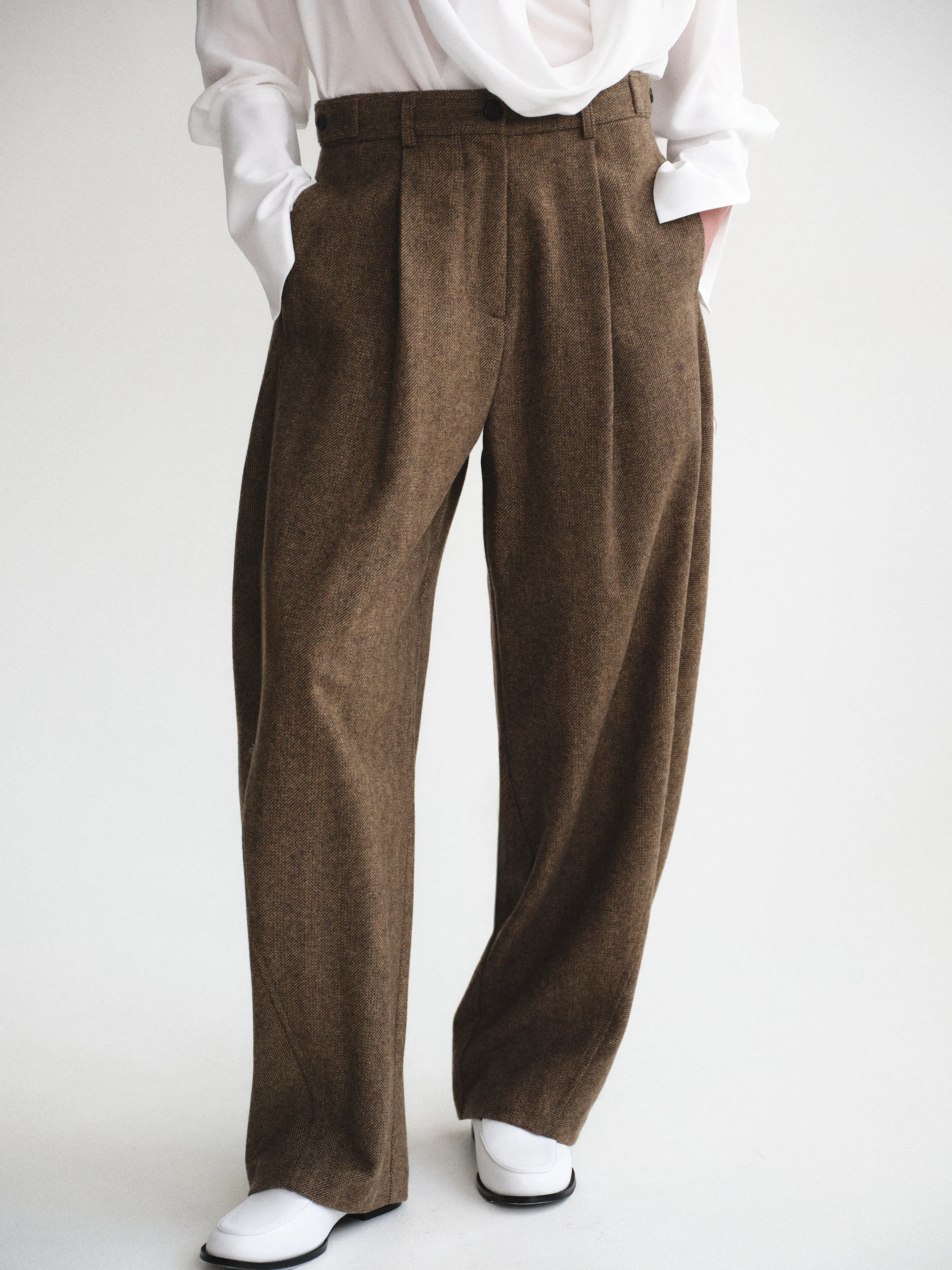 Herringbone Tuck Trousers, Brown