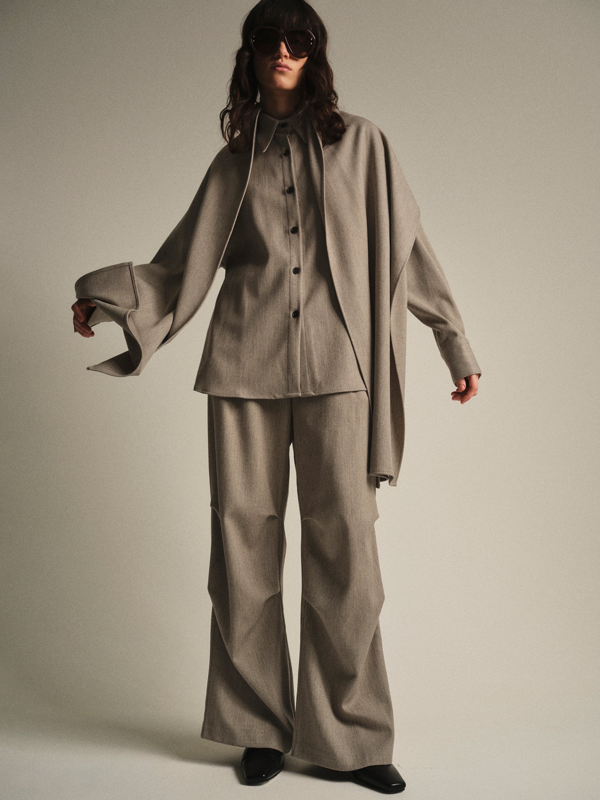 Loter Scarf-Set Button Down Shirt, Beige - Image 3