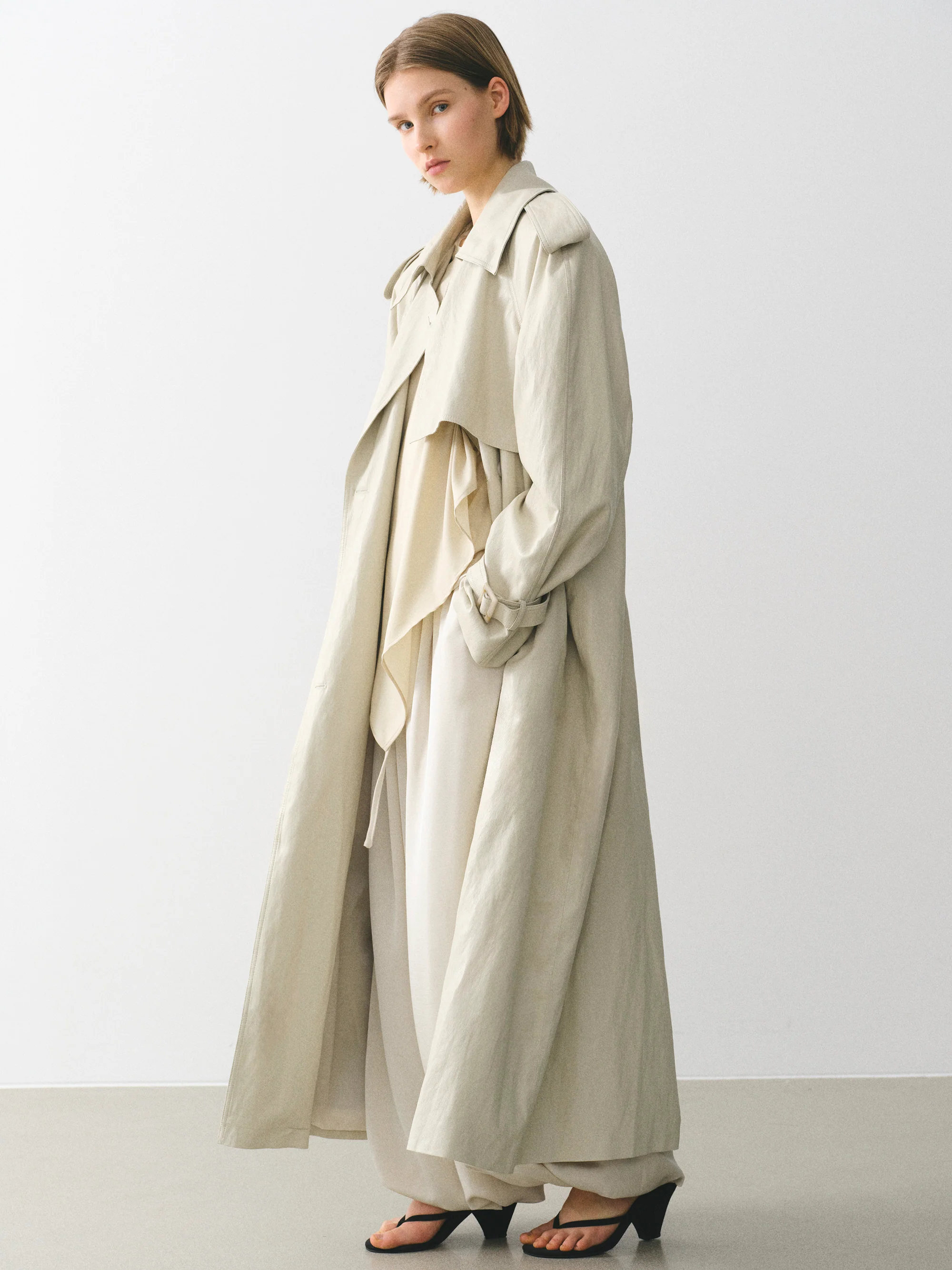 Oversized Faux-Leather Trench Coat, Beige - Image 5