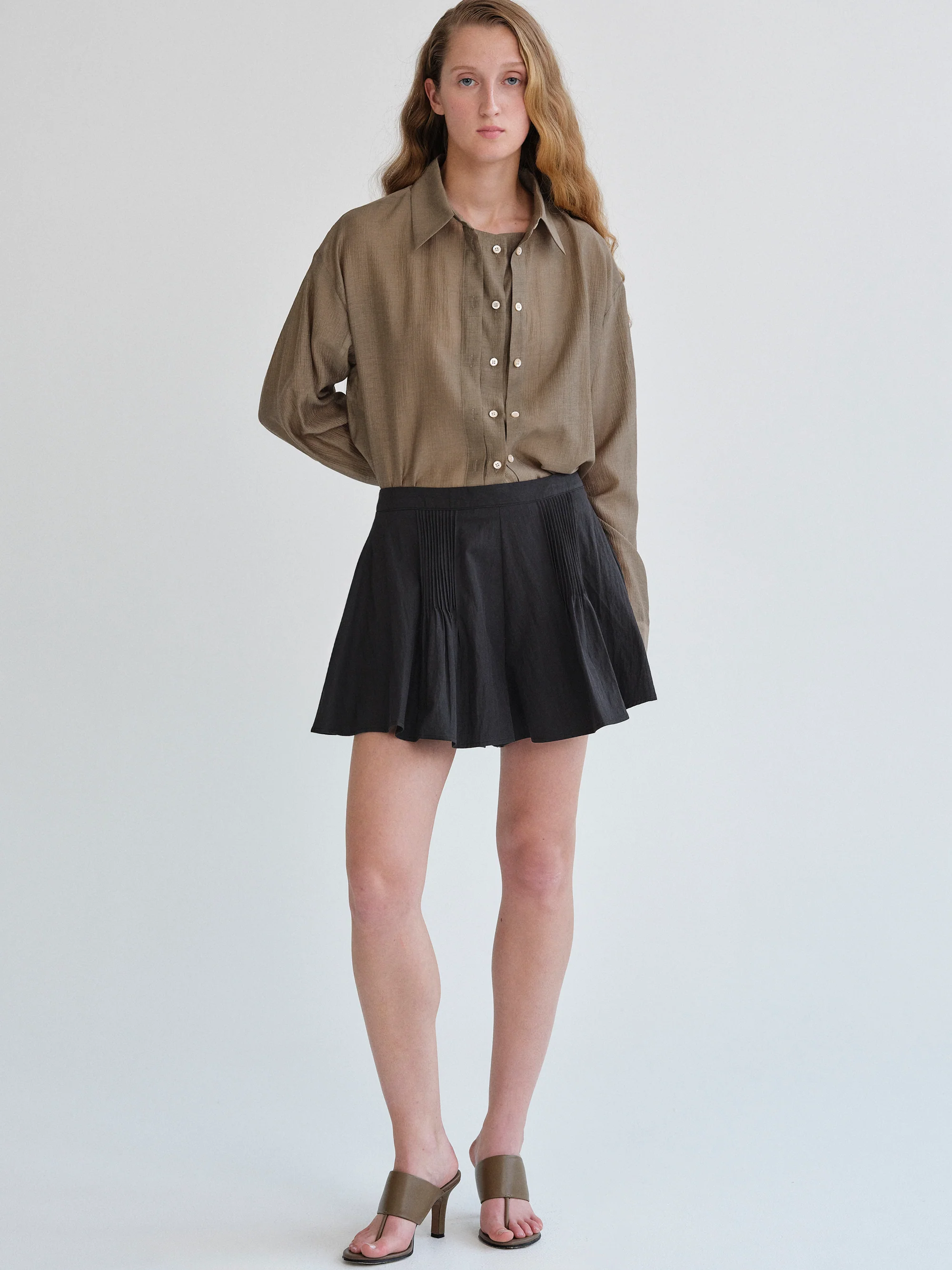 Pleat Balloon Shorts, Black - Image 4