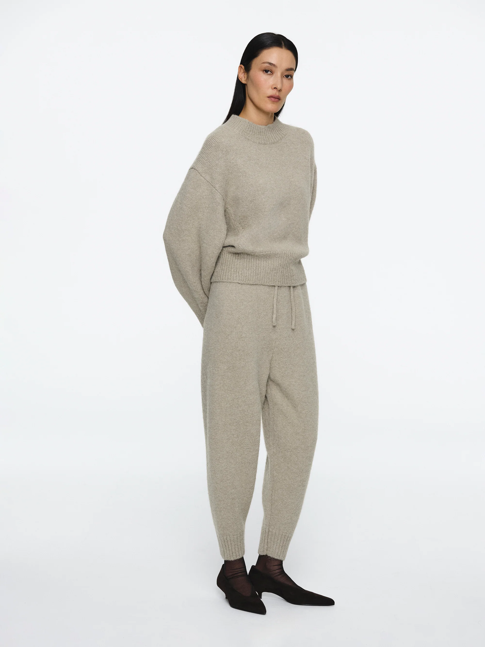 Relaxed Wool-Blend Lounge Knit Pants, Beige - Image 3