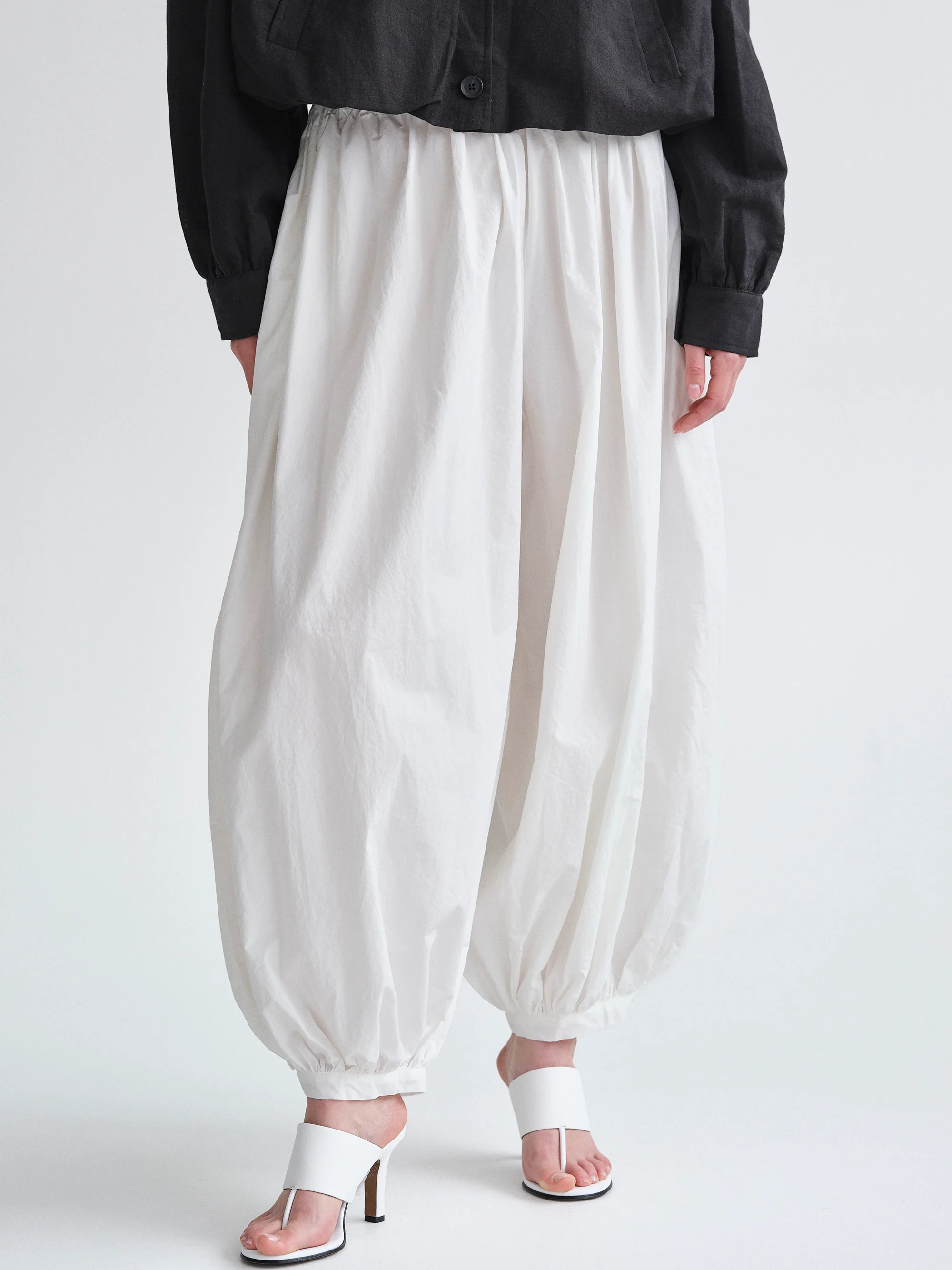 Rumi Balloon Parachute Pants, White - Image 3