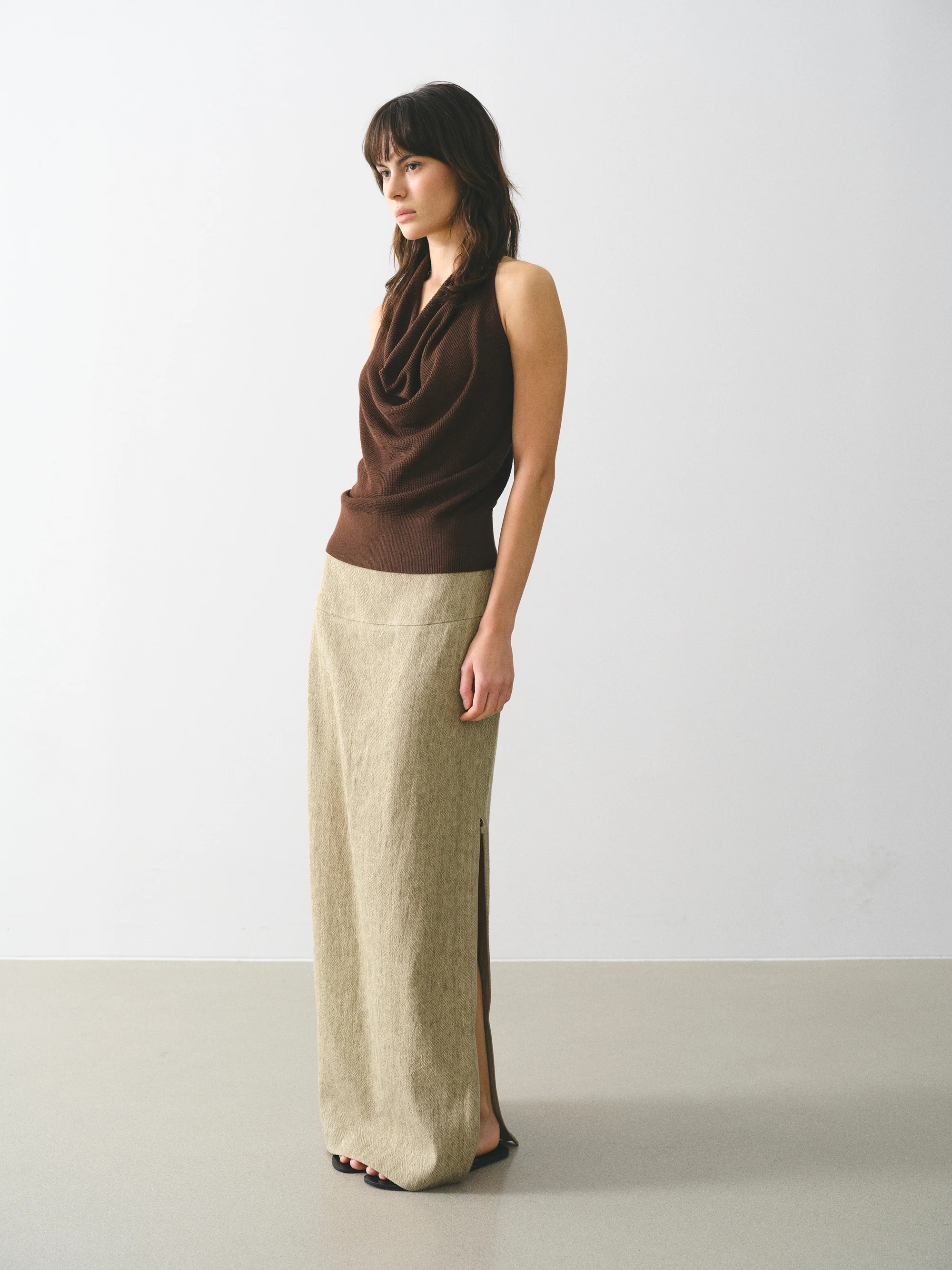 Side-Slit Linen-Blend Skirt, Beige - Image 2