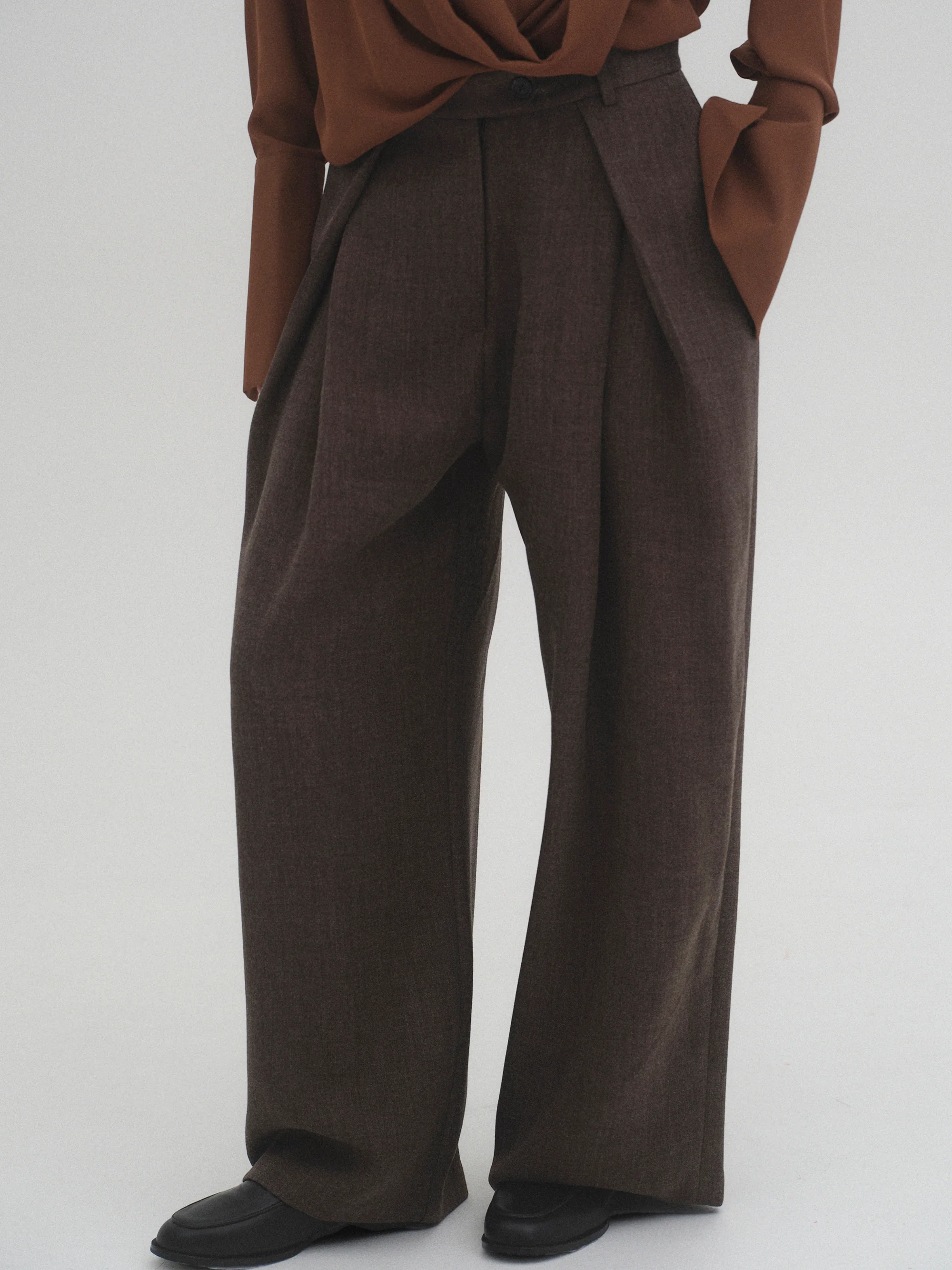 Tucked Trousers, Brown