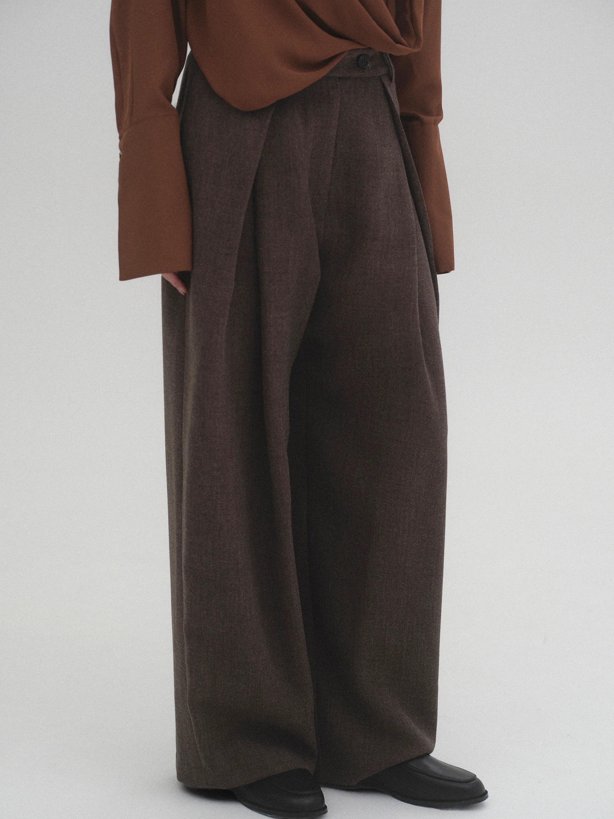 Tucked Trousers, Brown - Image 4