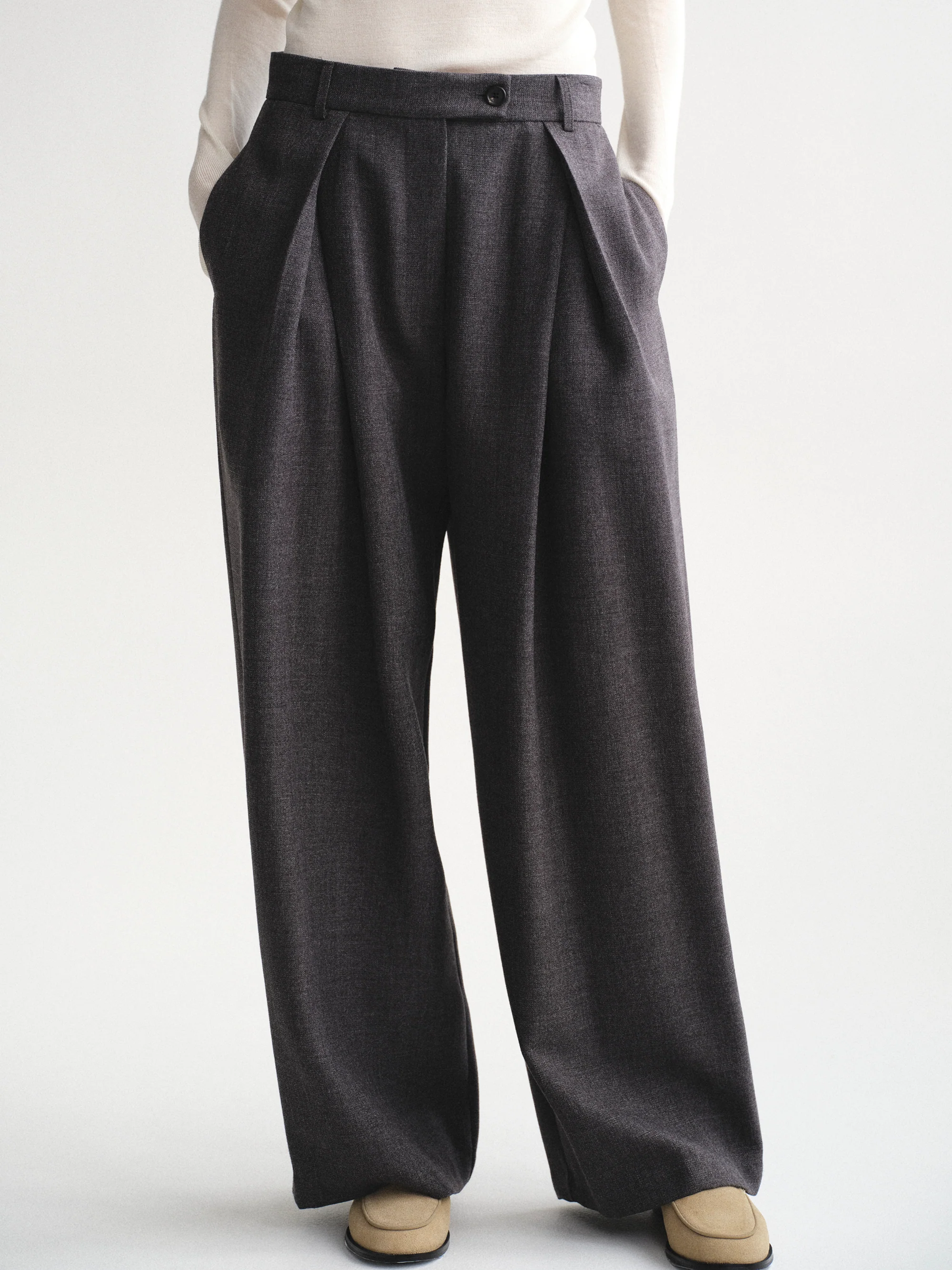 Tucked Trousers, Charcoal