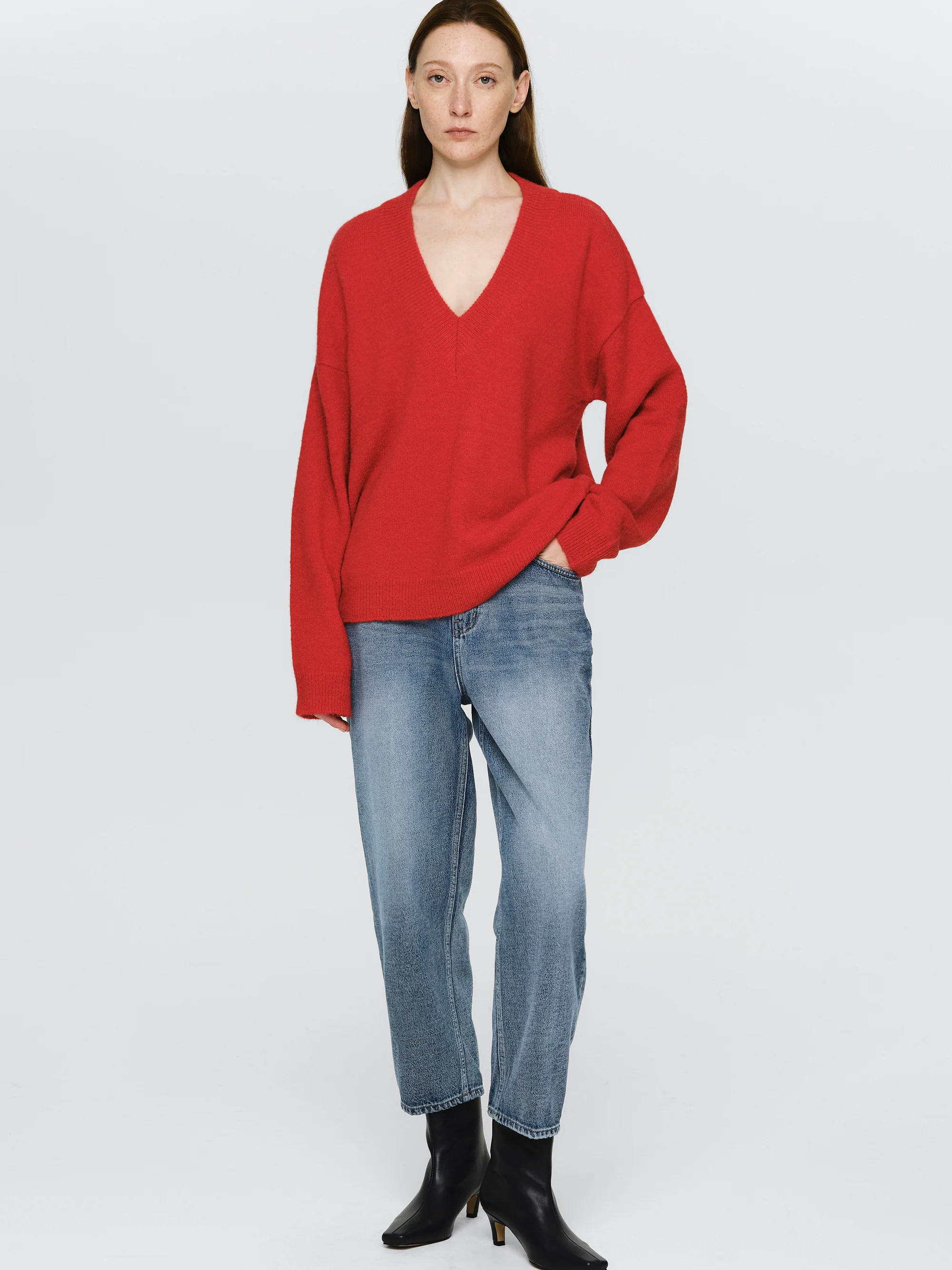 V-Neck Pullover, Red