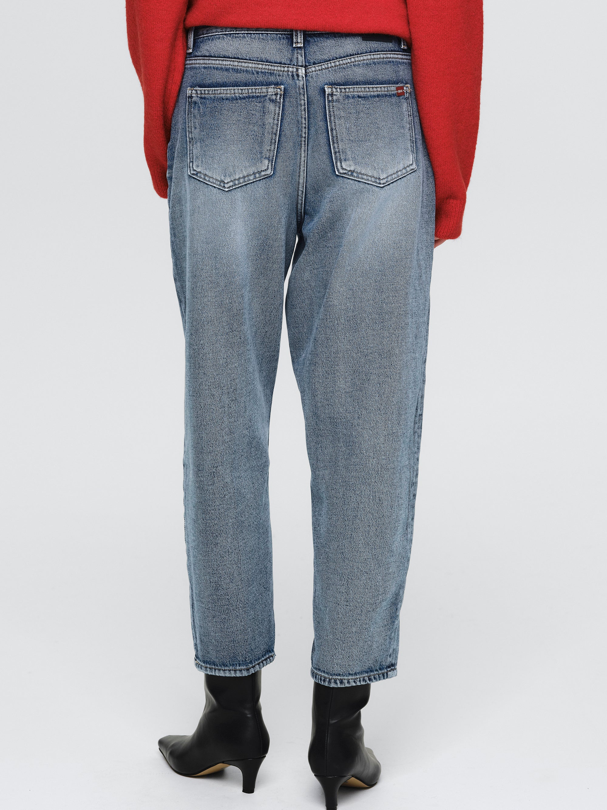 Washed Mom Fit Jeans, Blue - Image 4