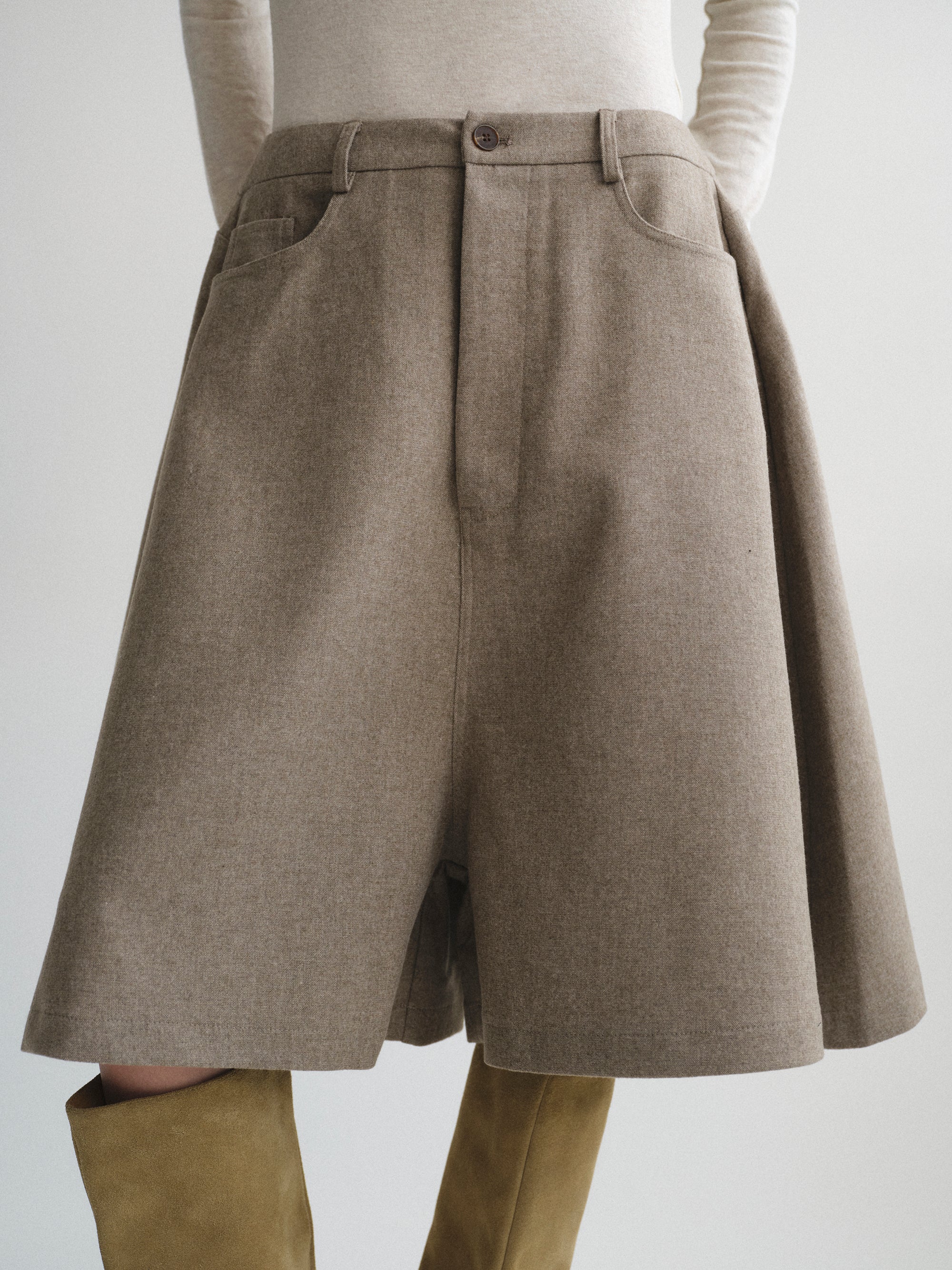 Wide Bermuda Shorts, Beige - Image 4