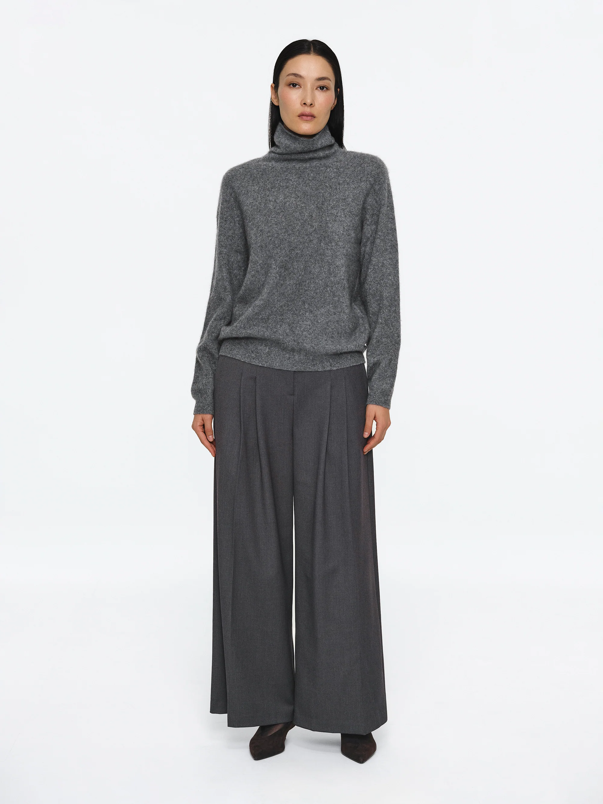 Wide Double Pleated Trousers, Charcoal